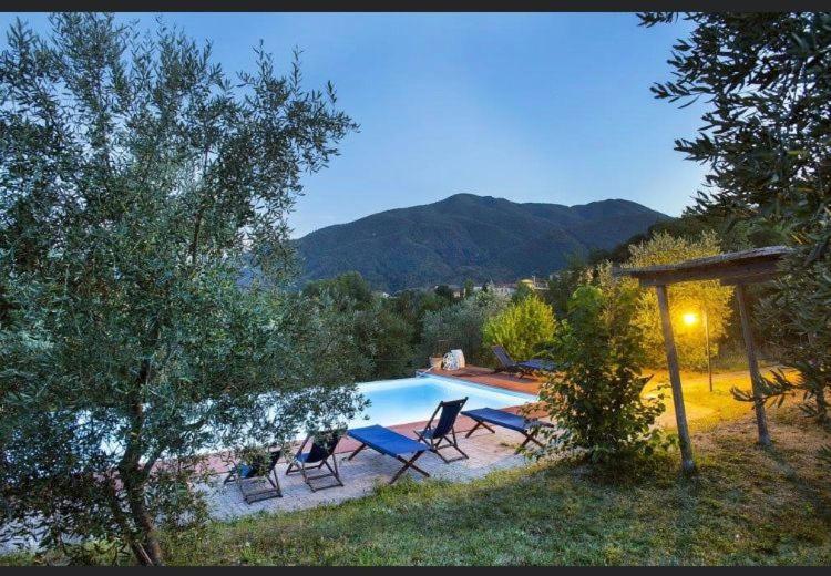 Agriturismo Ca Di Rossi Villa Mulazzo Luaran gambar